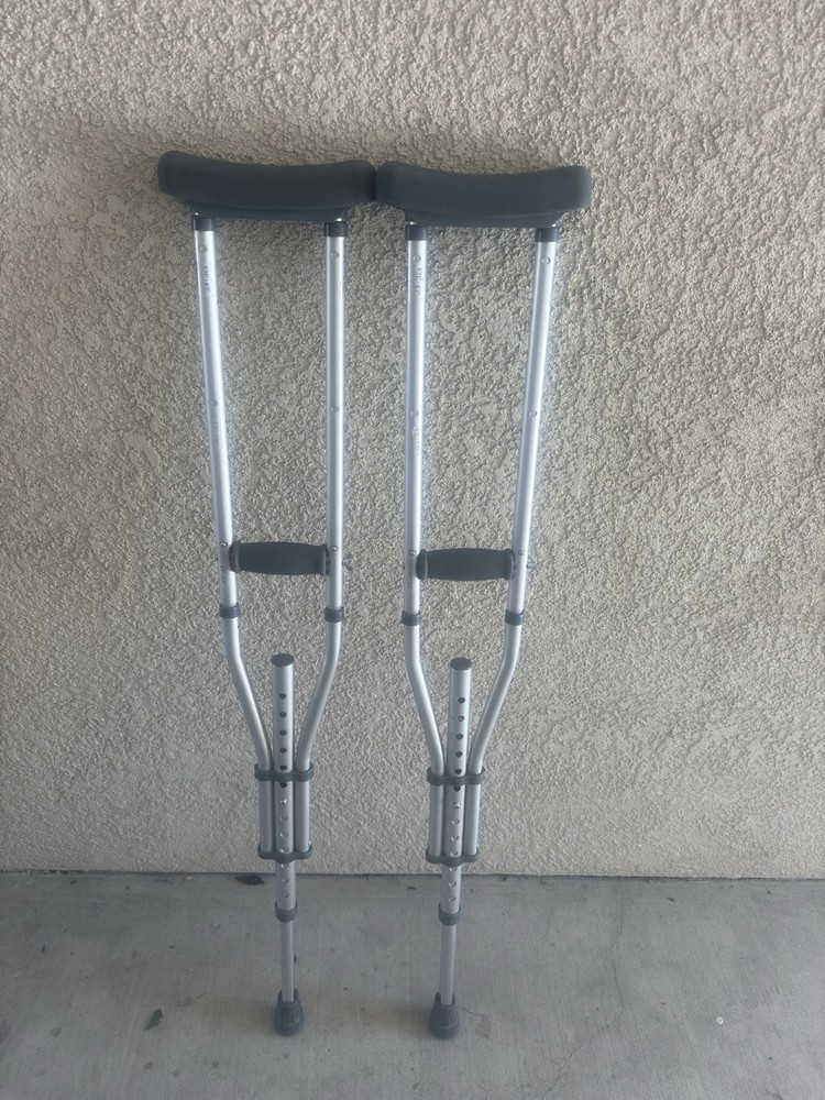 Crutches + Walker Boot + Cane Bundle –Excellent Condition, Clean, Fast Pickup