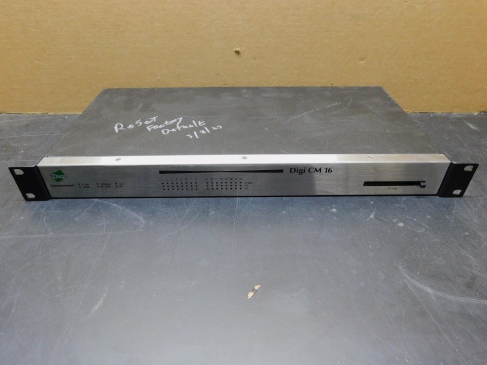 DIGI ConnectWare CM 16 -- 16 Port Console Server