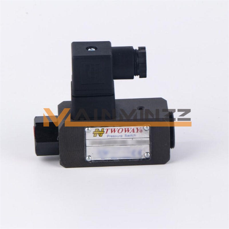 1PC TWOWAY DNB-040K-06i pressure switch NEW