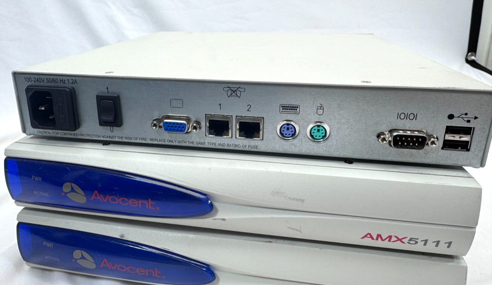Avocent AMX5111 Desktop User Station Communication Switch - PS/2 USB SERIAL ETH.