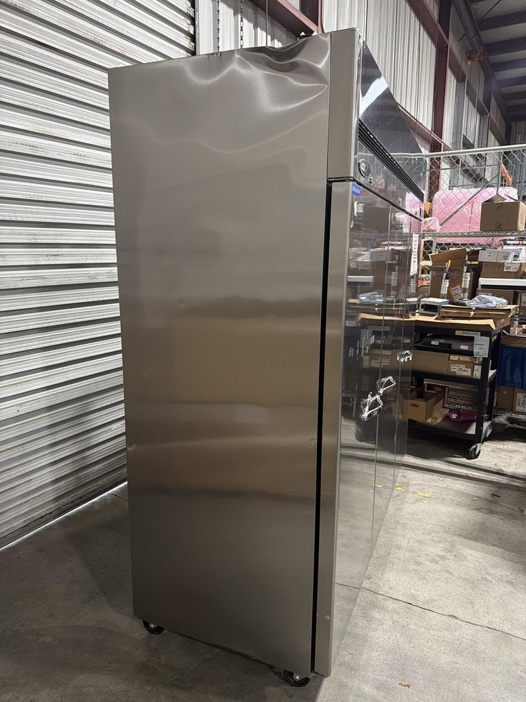 MVP GROUP KOOL-IT KTSR-3 3 SOLID-DOOR REFRIGERATOR, NO KEY