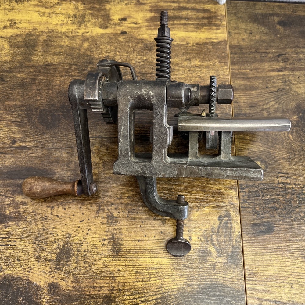 New York Pressing Co Mechanical Clamp-on Pinking Machine Complete