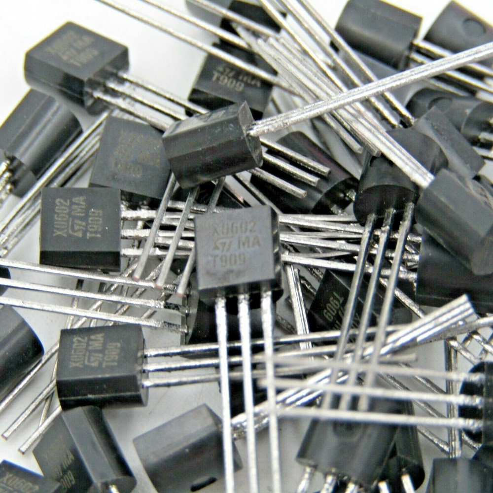 ( 10 PCS ) X00602MA 1AA2 SCRs 0.8 Amp 600 Volt STMICROELECTRONICS