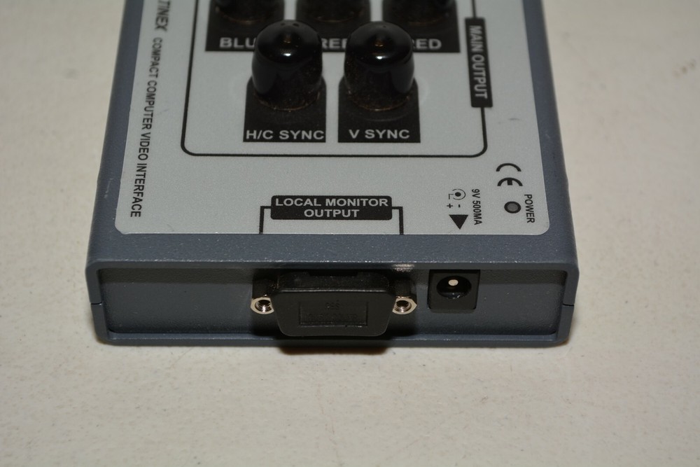 Altinex Compact Computer Video Interface DA1910SX