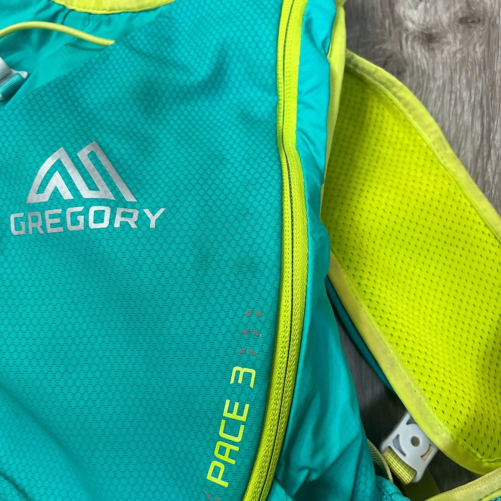 Gregory Pace 3 Backpack Teal Yellow Blue Running H2O