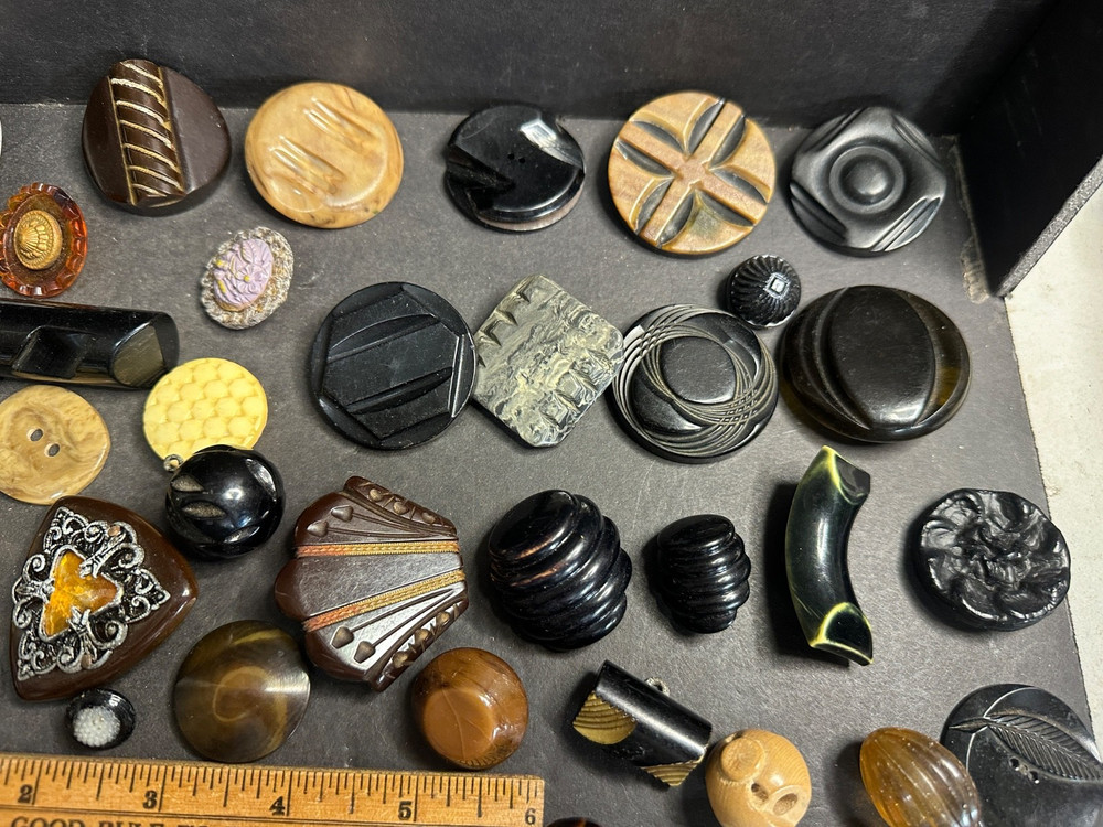Grandma's Favorite Buttons, Big, Art Deco Bundle