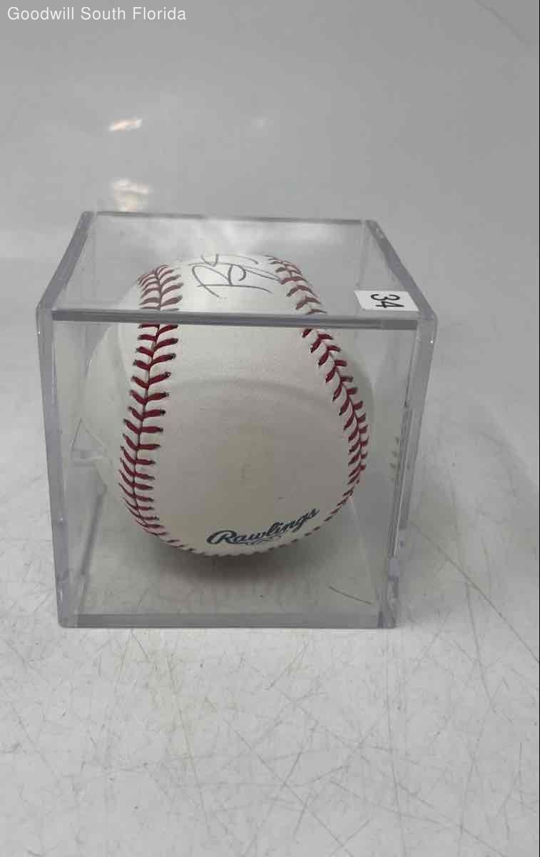 Rawlings White Signature Official Major League Baseball In Case