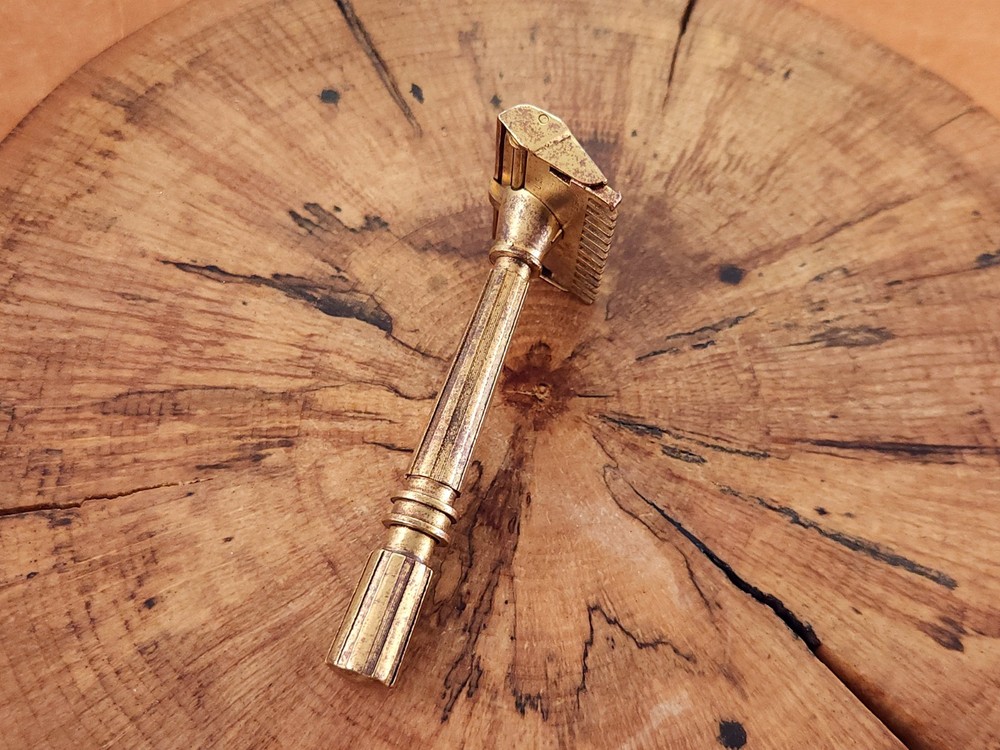 GEM Micromatic Open Comb VTG Single Edge Safety Razor