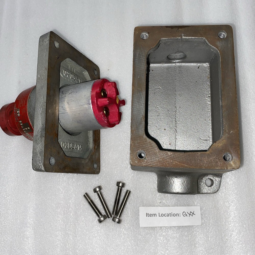CROUSE HINDS EFD 2437S768 Model B3 125V Red Push Button Switch heavy duty