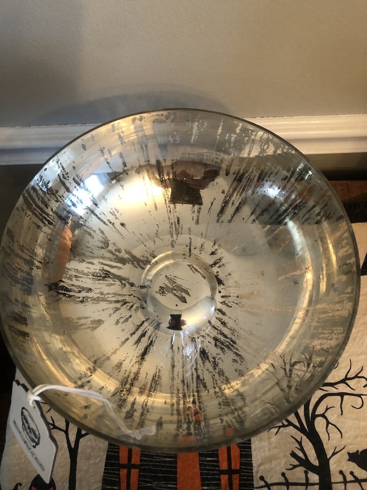 Halloween Serving Bowl With Skull Base