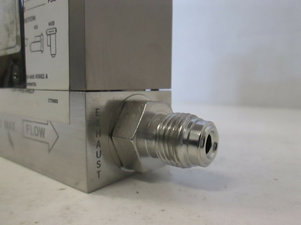 Unit UFC-1110, Mass Flow Controller MFC, N2, 20 SLM, Used