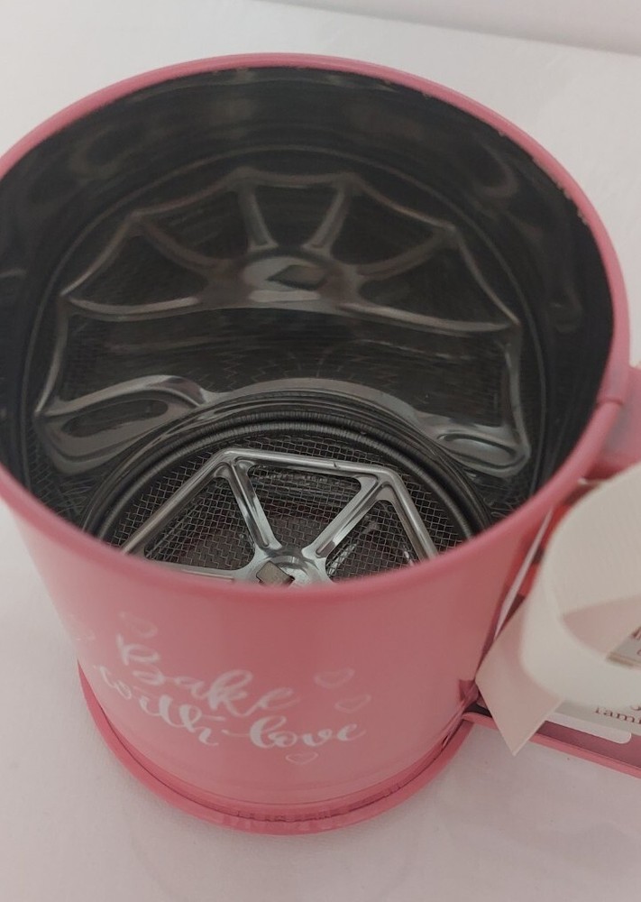 Pink Sifter THE BAKESHOP