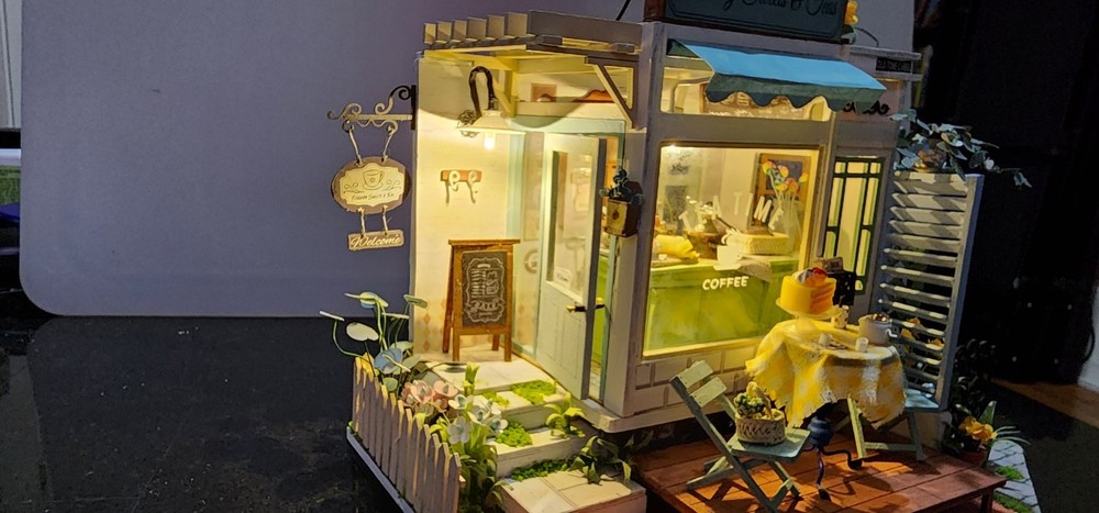Tea Time Coffee Shop Diorama Built!