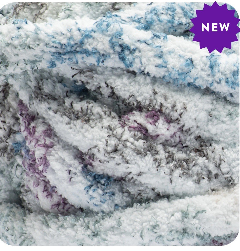 BERNAT BLANKET EXTRA THICK FROSTING SILVER LINING