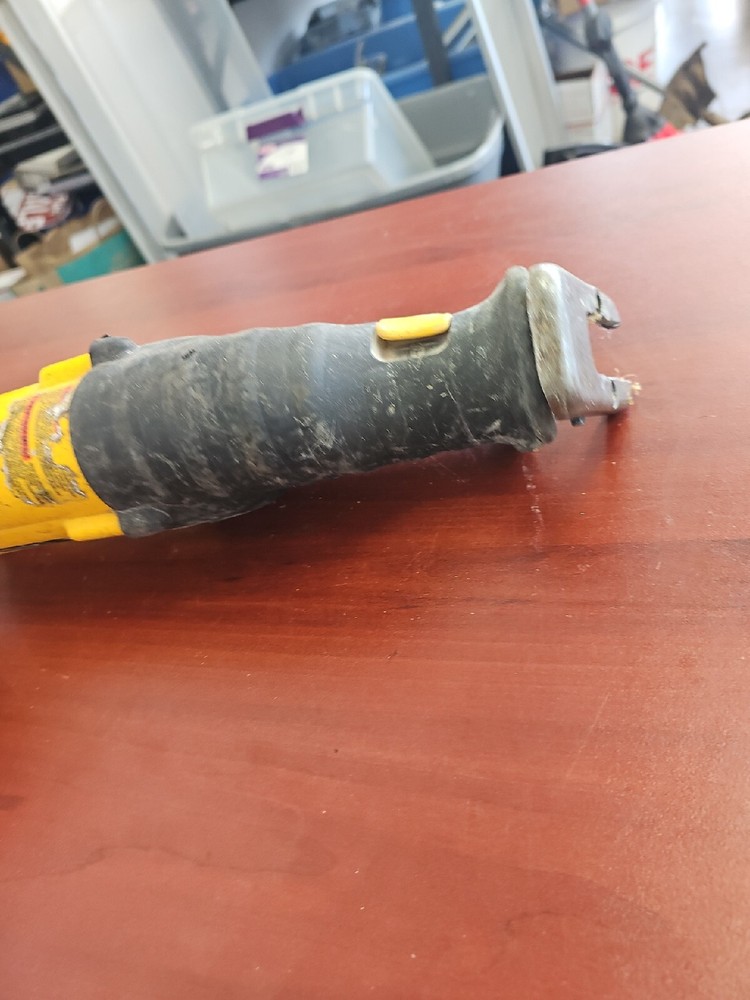 Dewalt Reciprocrating Saw (Model: DCS381)