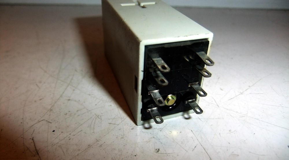 Nais S1DX-A2C 1S-AC120V Timer