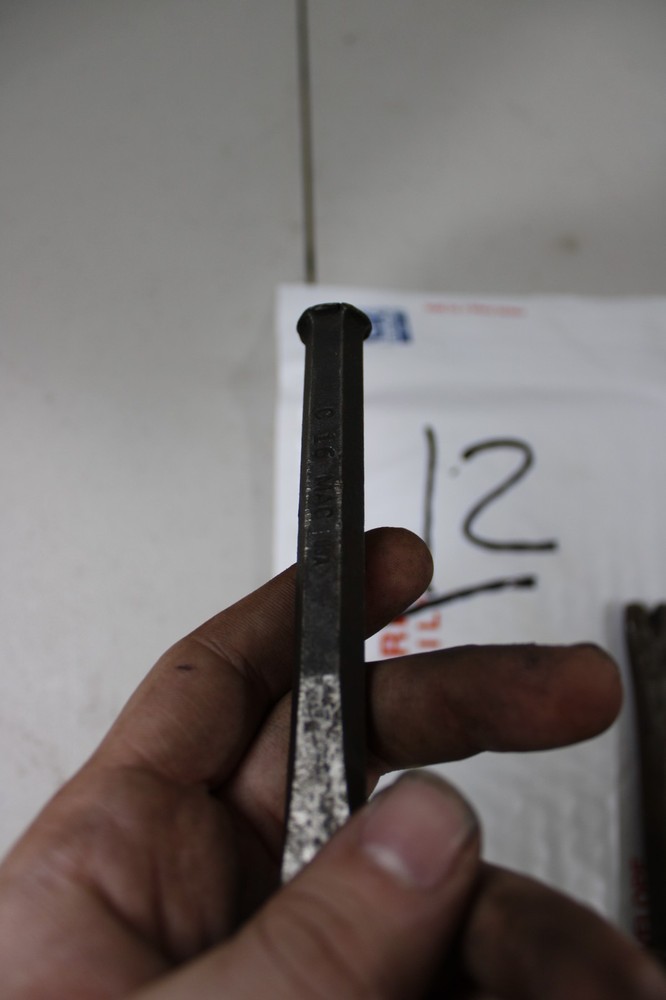 Mac Tools Hand Chisel c28 and c16 and mac Air hammer bit 8C