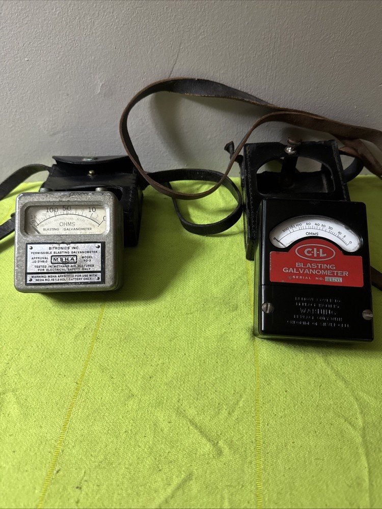 Vintage Bitronics PD-3 Blasting Galvanometer Current Measuring w/ Leather Case