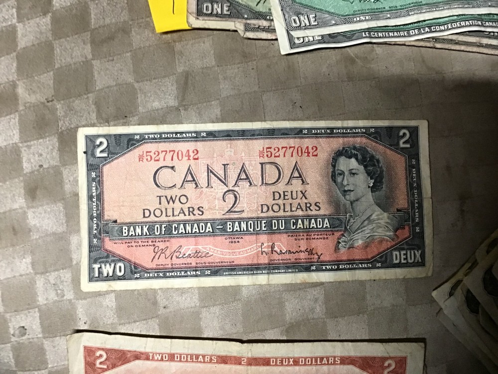 1954 - Canada Two Dollar Bill - $2 Canadian Note , The Queen, 1 Note