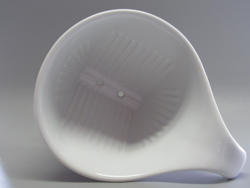 Bee House White Ceramic Coffee Dripper Drip Cone Brewer Marked Zero Japan