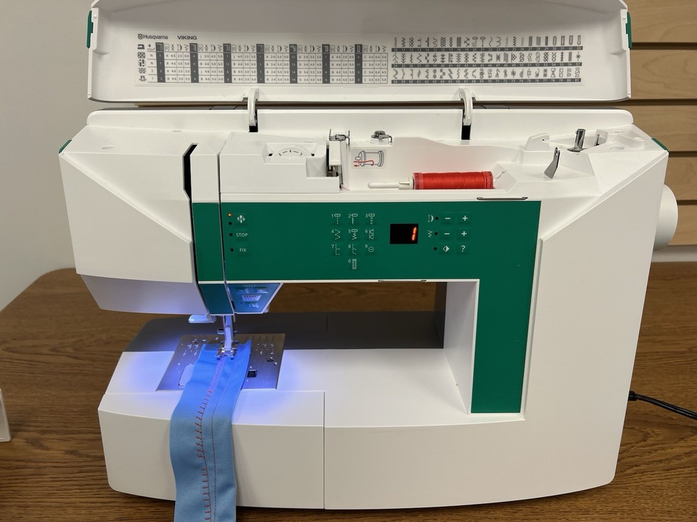 Viking Jade 20 Sewing Machine