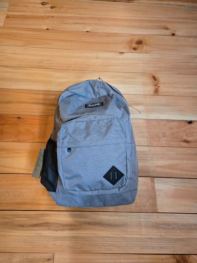NWT Dakine 365 Backpack Gray/Black Backpack Computer Compartment