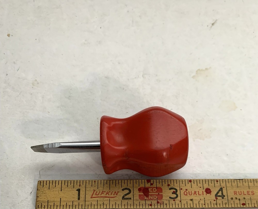 Snap On SDD1 Flathead Stubby Screwdriver USA Red