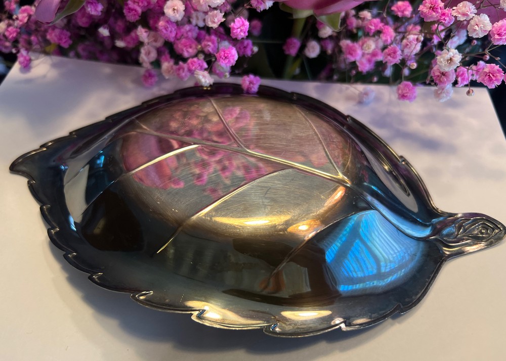 International Silver Company Model 348 Silverplate Tray Dish Bowl Rose Handle