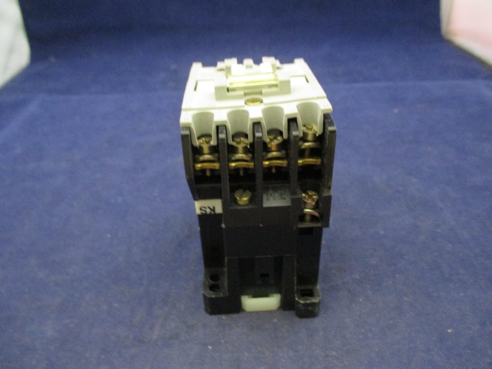Allen Bradley 700-F400A24 Contactor new