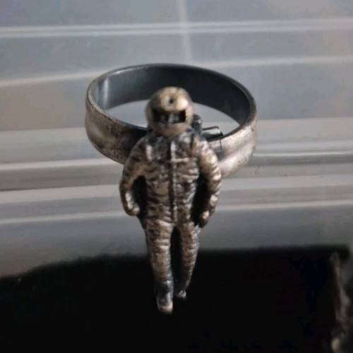 Astronaut Adjustable Ring