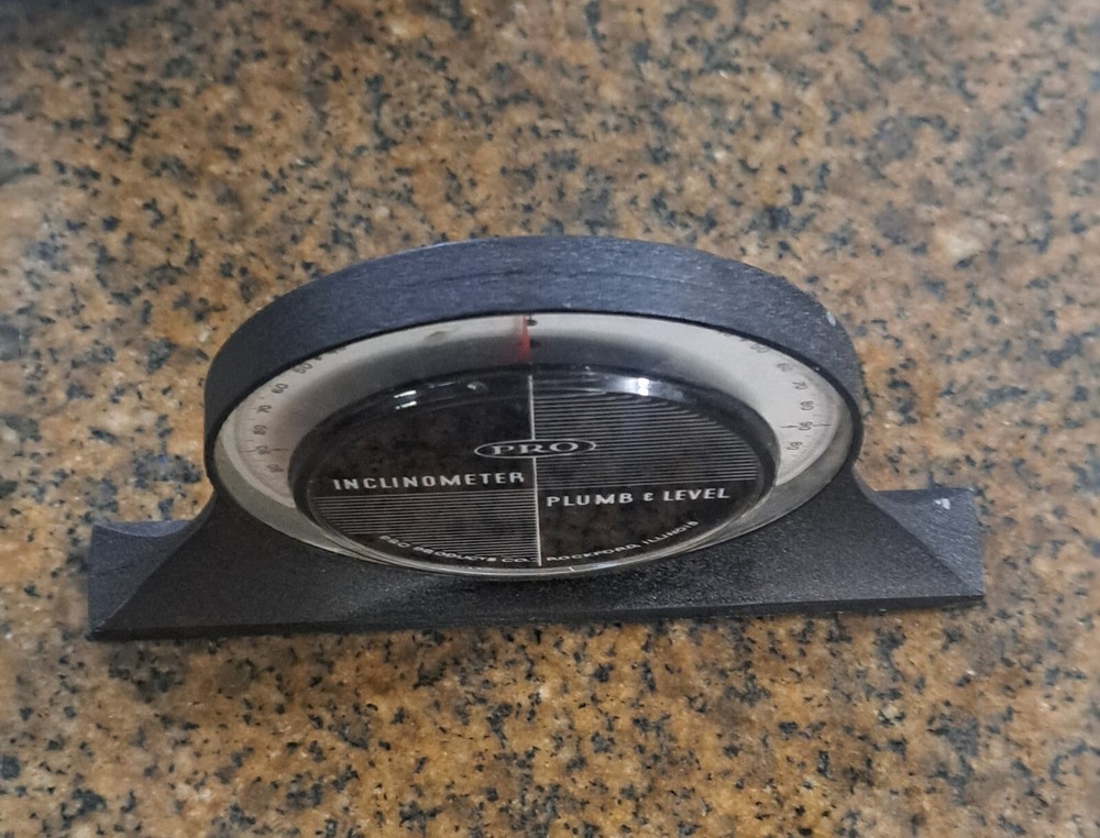 INCLINOMETER vintage protector