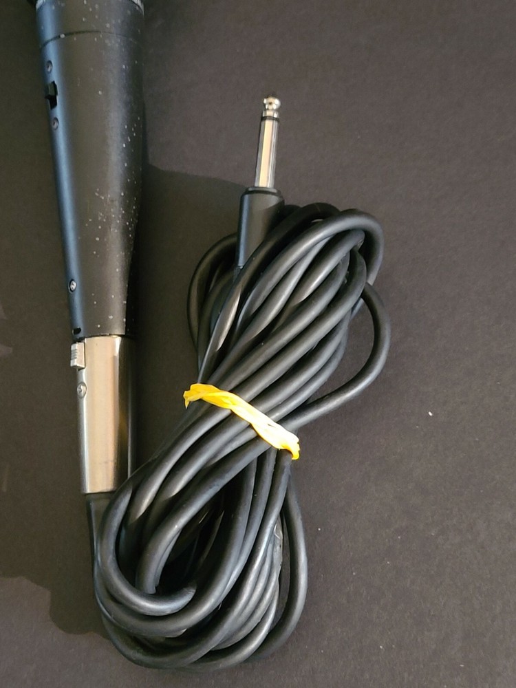 TESTED GOOD Realistic HIGHBALL Dynamic Microphone Unidirectional 33-984D w/Cable