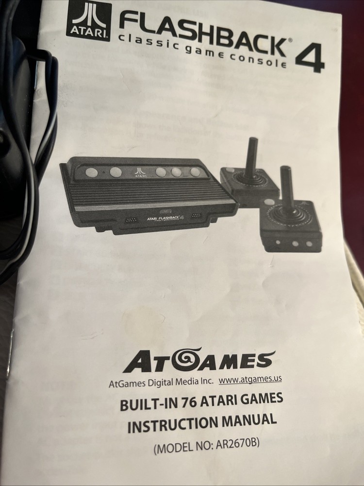 Atari Flashback 4 W/76 Classic Games Built In, Console, Controllers, & Manual