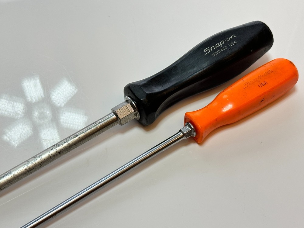 Snap-On Tools USA 2pc Screwdriver Set Lot, SDD422 Flat & Orange Phillips Long