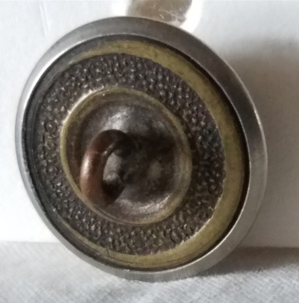 Bb MINNEAPOLIS MINNESOTA FIRE DEPARTMENT UNIFORM BUTTON Medium Staff