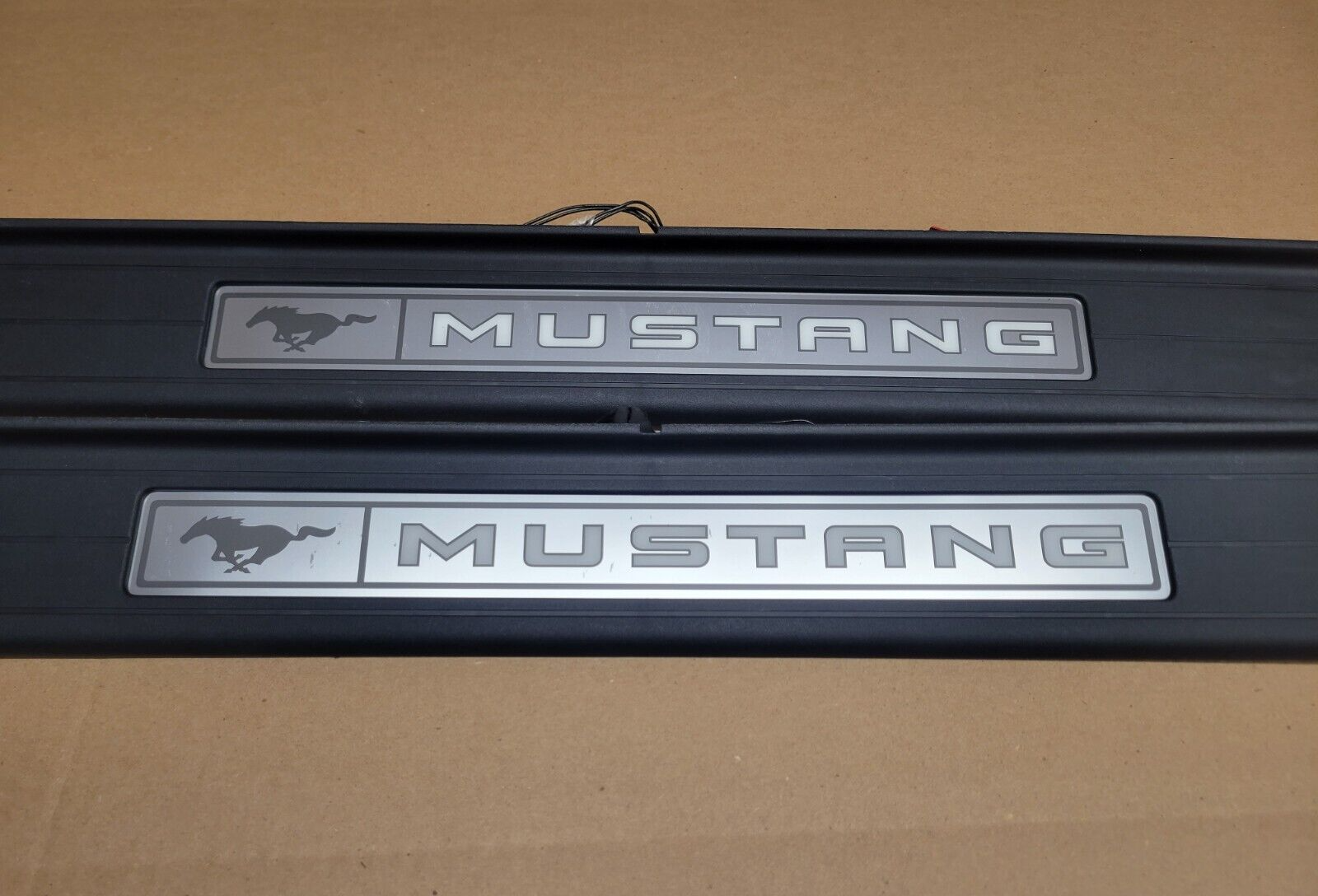 New Take Off 2015-2022 Mustang Lighted Door Sill Plates PAIR