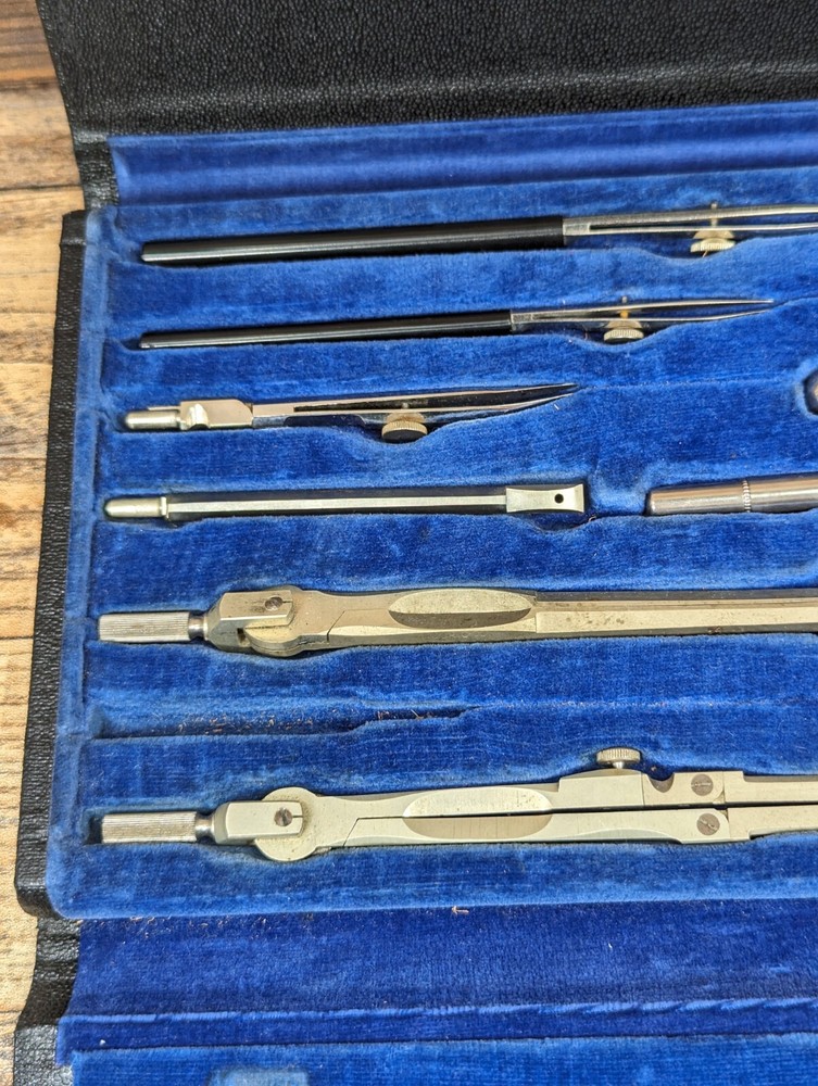K + E Doric Favorite N 9526 C Protractor Set - Incomplete
