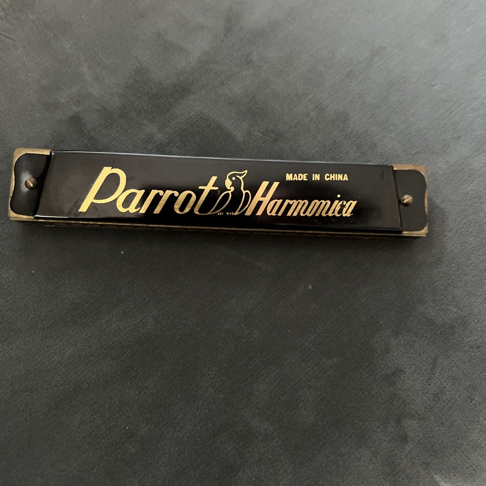 PARROT HARMONICA 40 HOLES