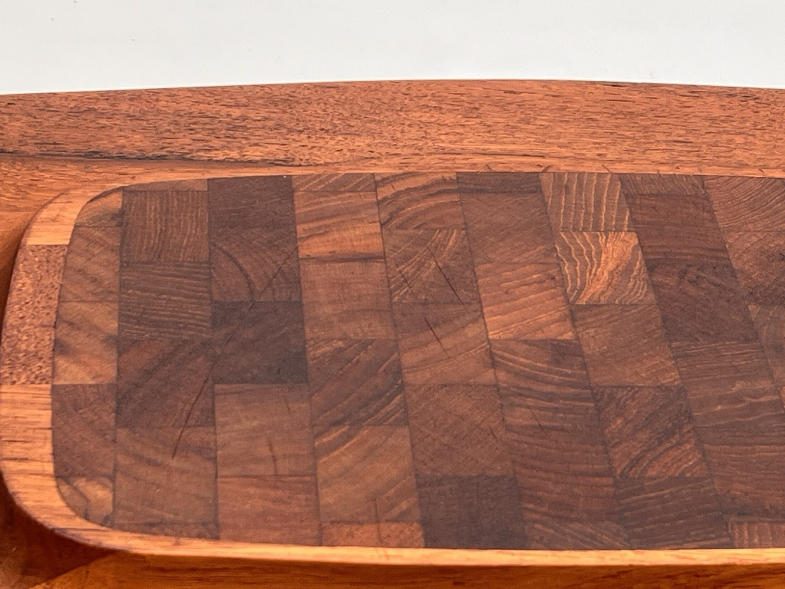 Large DANSK DESIGN IHQ Denmark Staved Teak Cutting Board Ducks Logo 18 x 12" MCM