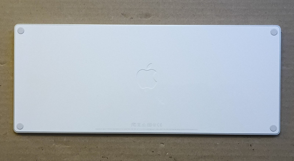 APPLE A1644 Magic Keyboard with A1657 Magic Mouse 2, USB Lightning Cable