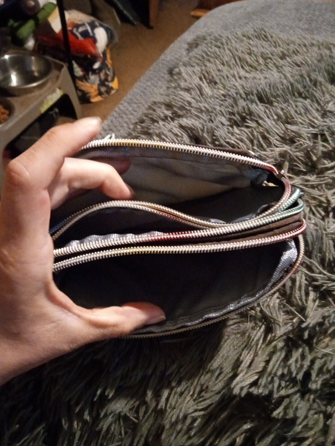 DISNEY WRISTLET TSUM TSUM CELL PHONE BAG CIGARETTES 3 Zippers Wallet CLUTCH NEW