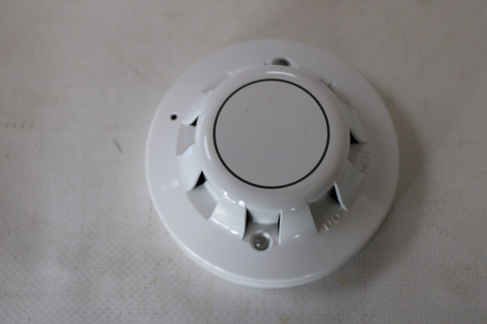 APOLLO Discovery Optical Smoke Detector 58000-600MAR
