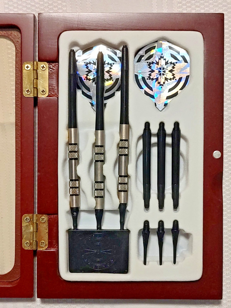 Tungsten Soft Tip Dart Set in Display Case - New, 18gm