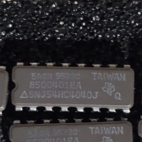 Texas Instruments SNJ54HC4040J IC - Asynchronous 12-Bit Binary Counter