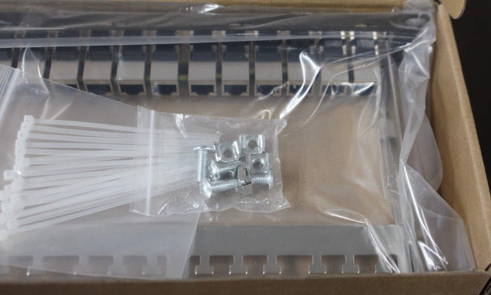 Rapink Patch Panel 24 Port Cat6A with Inline Keystone 10G Support - OPEN BOX