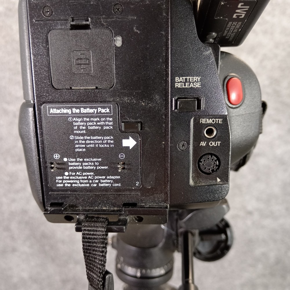 JVC Camera Recorder Player GR-AX55/AX35 Carrying Case Accessories untested