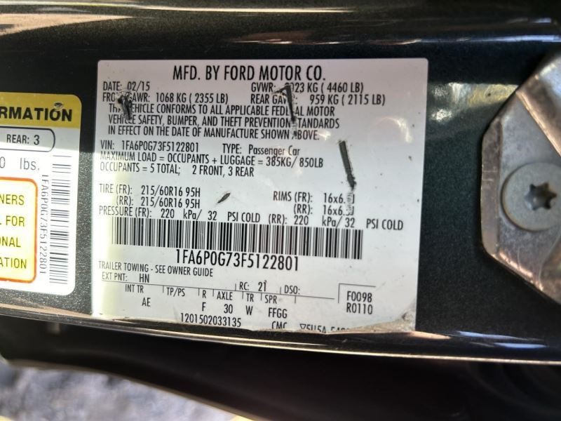 FUSION 2015 High Mounted Stop Light 104718171