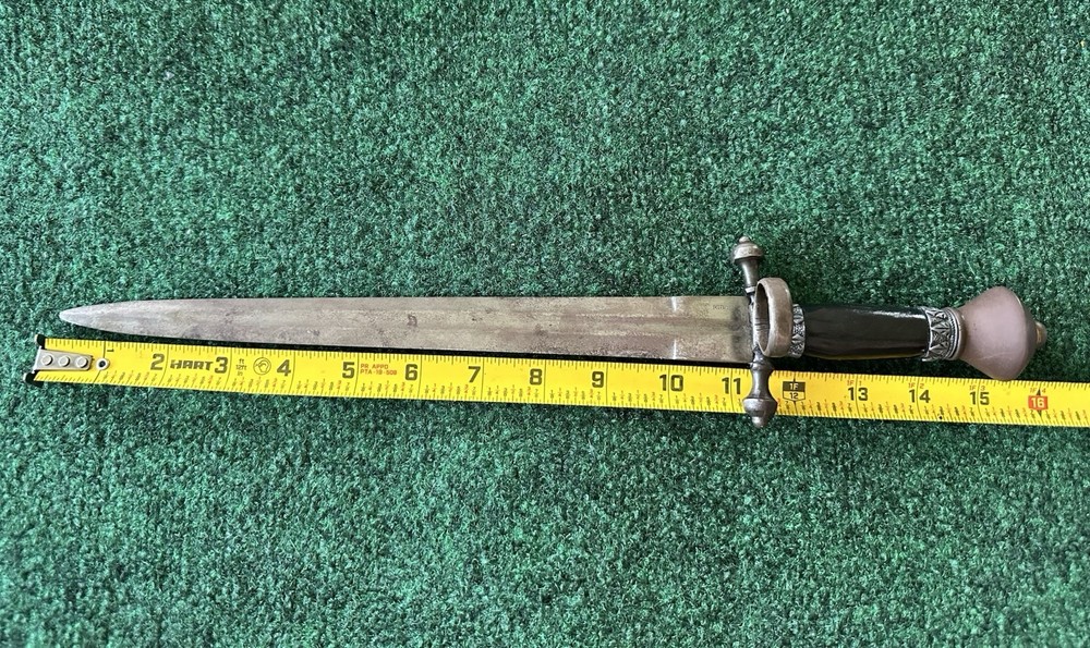 DEL TIN MADE PARRYING DAGGER