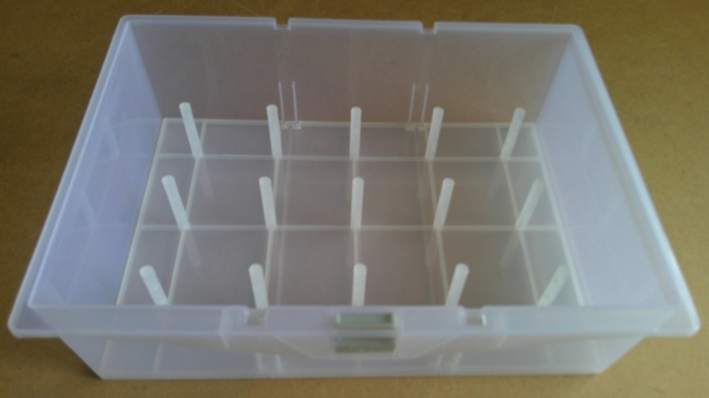 DOLEDO 30-Spool Thread Two-Drawer Carrier Storage Box With Carry Handle