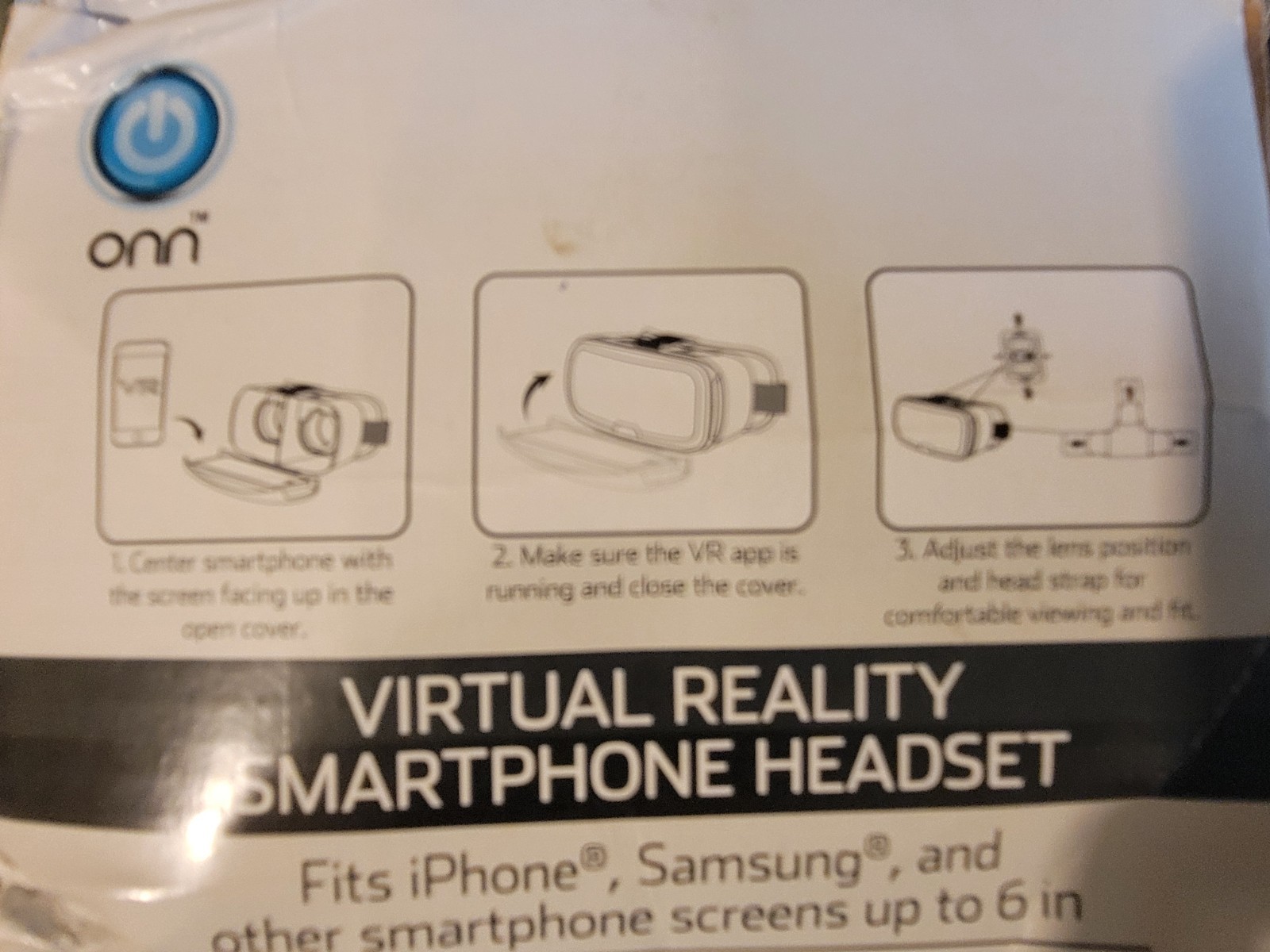 ONN White virtual reality smartphone headset